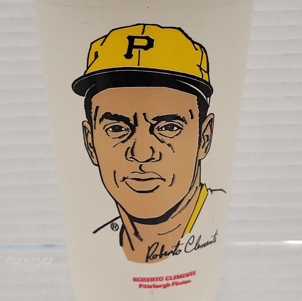 7 Eleven Vintage Slurpee MLB Drinking Cup Roberto Clemente HOF Pittsburg Pirates